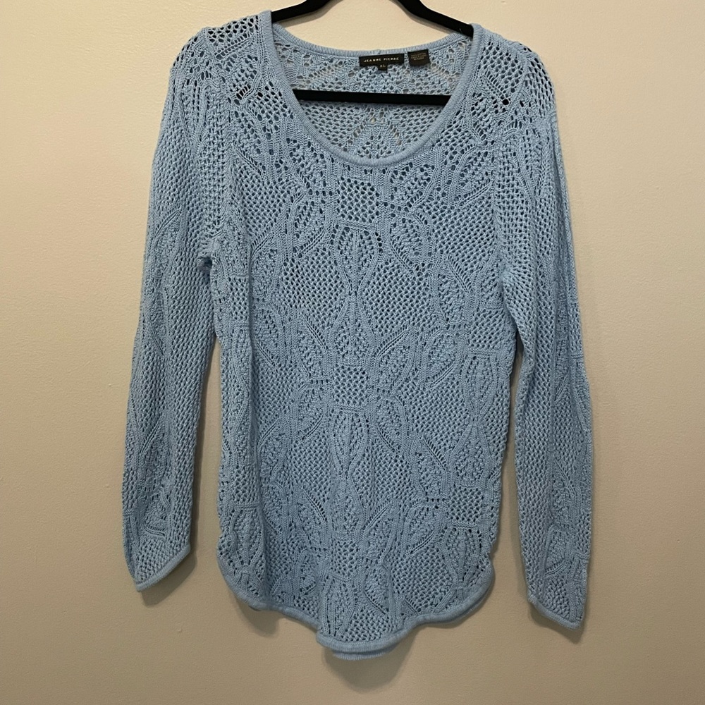 Patterned, see through long sleeve sweater.